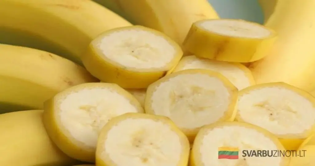 4 bananowe maski, które odmłodzą Twoją skórę lepiej niż botoks