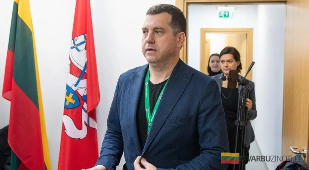 Groźby w szkołach: czy faktycznie przyszły z Rosji i jak się przed nimi uchronić?