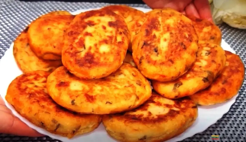 Kiedyś dodatek do obiadu, dziś gwiazda talerza. Ten ziemniaczany przysmak robię zamiast przystawek od lat