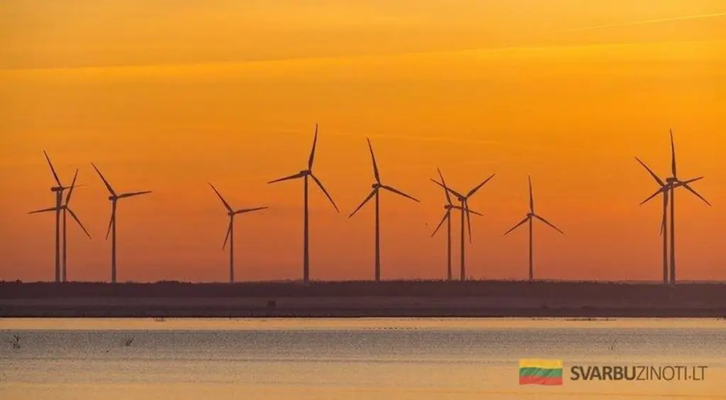 Wiatr pobił rekordy: Litwa produkuje prąd jak szalona, a rachunki spadły prawie o połowę!