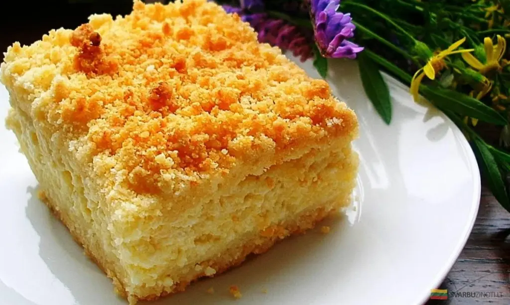 Wilgotne ciasto z sera i kruszonki w 40 minut: przepis, który pokochasz
