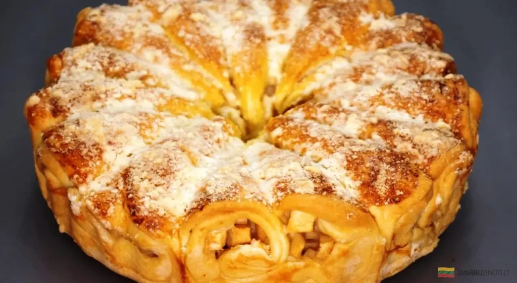 Ciasto „Jabłkowe Rogale”: Sekret Puszystości i Łatwego Podziału