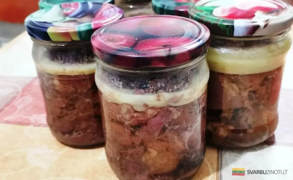 Jak zamknąć 12 słoików sycącego gulaszu w godzinę bez stania przy kuchence