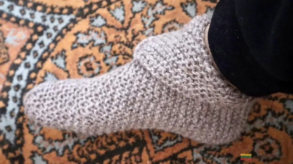 Koniec z zimnymi stopami raz na zawsze: ten prosty trik odmieni Twoje zimy