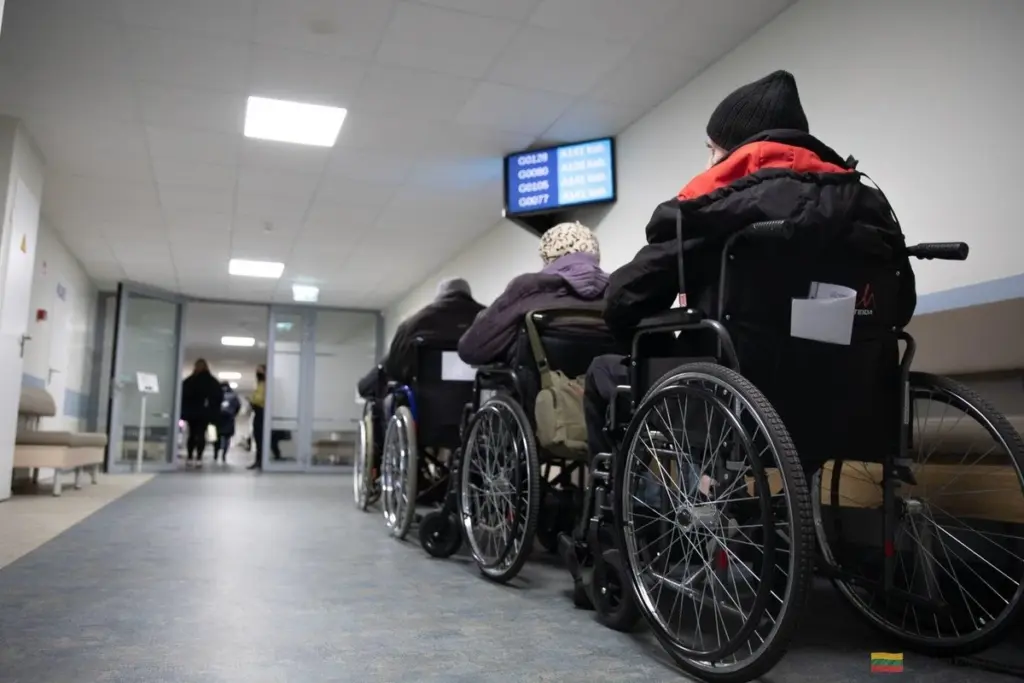 Trudna droga do szpitala: mieszkaniec ujawnia absurdalną procedurę