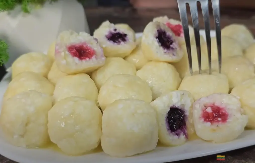 Zapomnij o nudnych śniadaniach: 1 paczka twarogu na homburgery, które zachwycą każdego