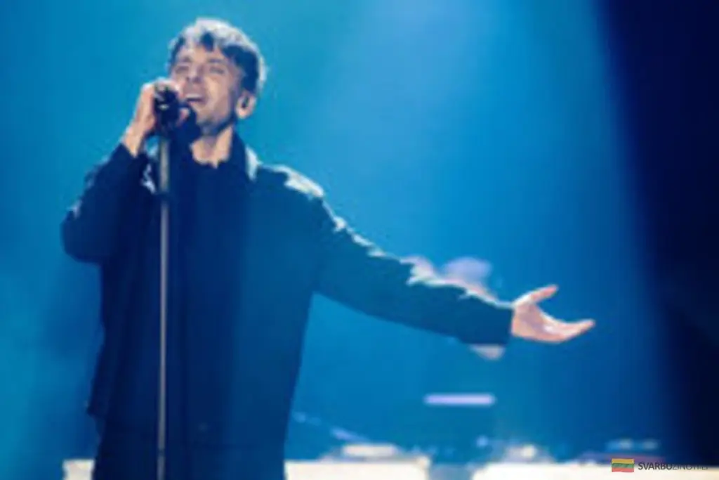 Dlaczego cisza w związku to najlepszy sygnał do odejścia? Alanas Chošnau śpiewa o tym, co czujesz, gdy serce milknie