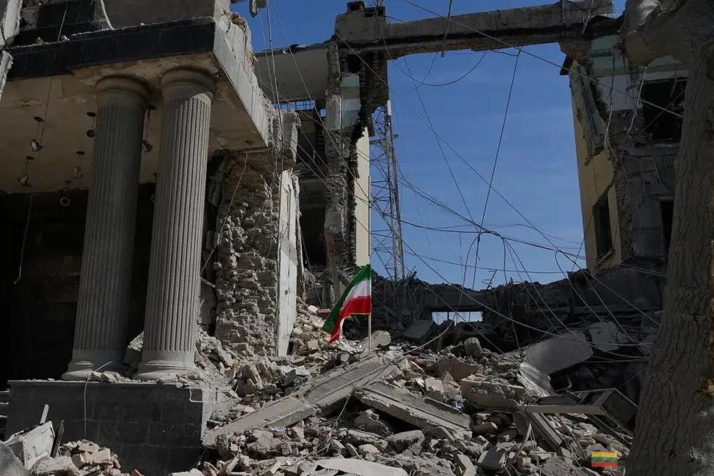 Iran: Bez negocjacji z USA, gotowość do wojny trwa