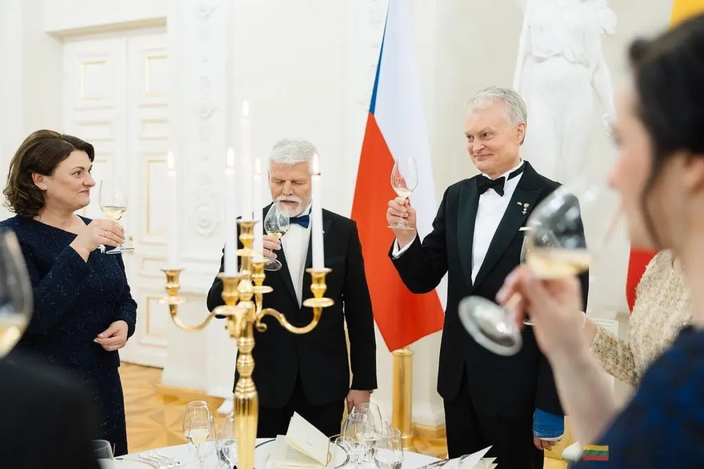 Pałac Prezydencki tętni życiem. To, co działo się podczas kolacji dla czeskiej pary prezydenckiej, zaskoczyło wielu.